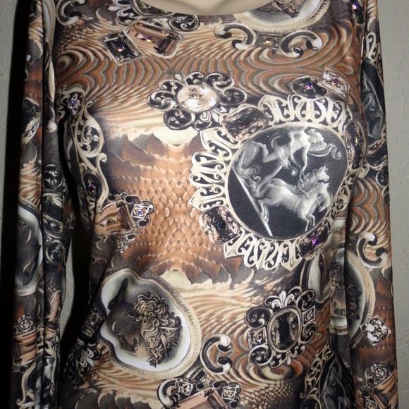 Naily & Millie  Printed Sequin Knit Top Size S - Picture 6 of 7